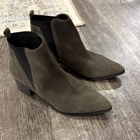 Marc Fisher Dark Gray Ankle Booties - Picture 1 of 3